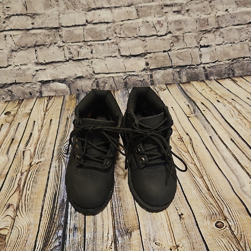 Timberland black helcor boots size 7